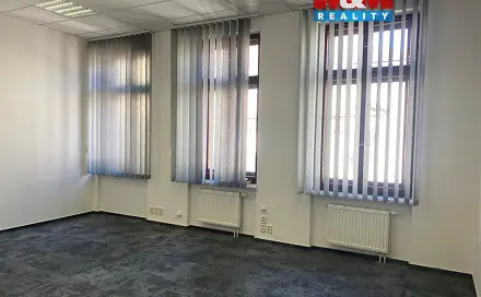 Pronájem obchodních prostor 170 m², Masarykovo nám., Nový Jičín