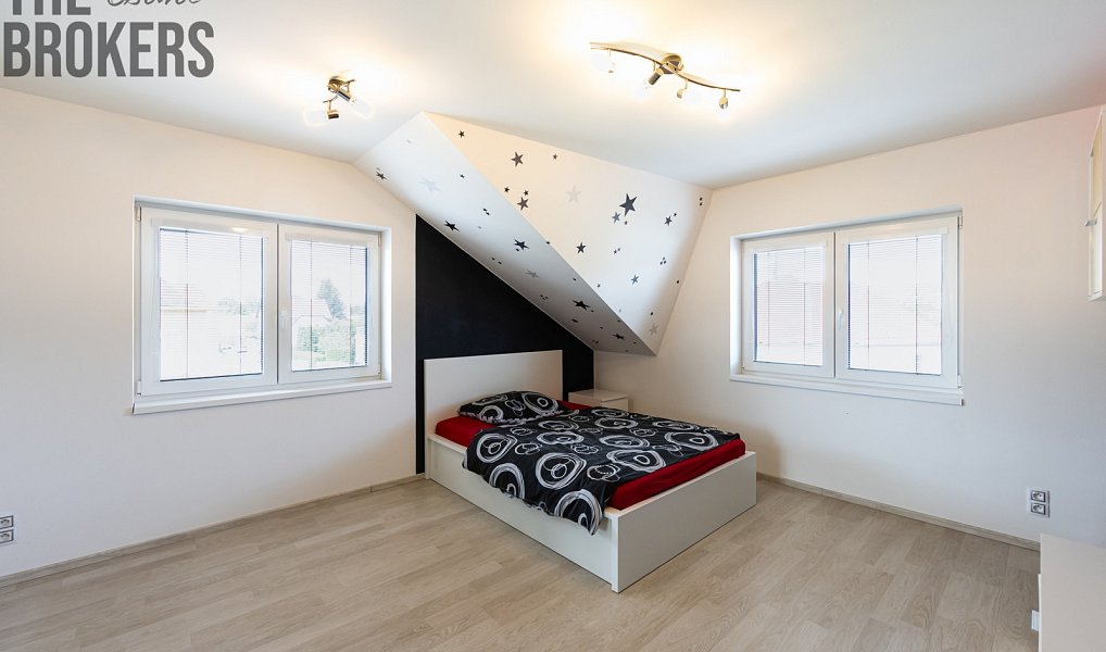 Prodej bytu 4+kk 97 m², Praha – náhled fotky 4