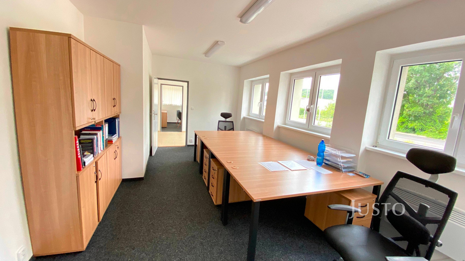 Pronájem obchodních prostor 73 m² – fotografie 4