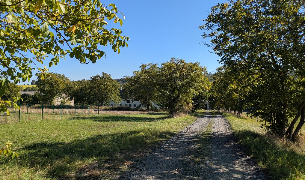 Prodej stavebního pozemku 886 m², Březová – náhled fotky 3