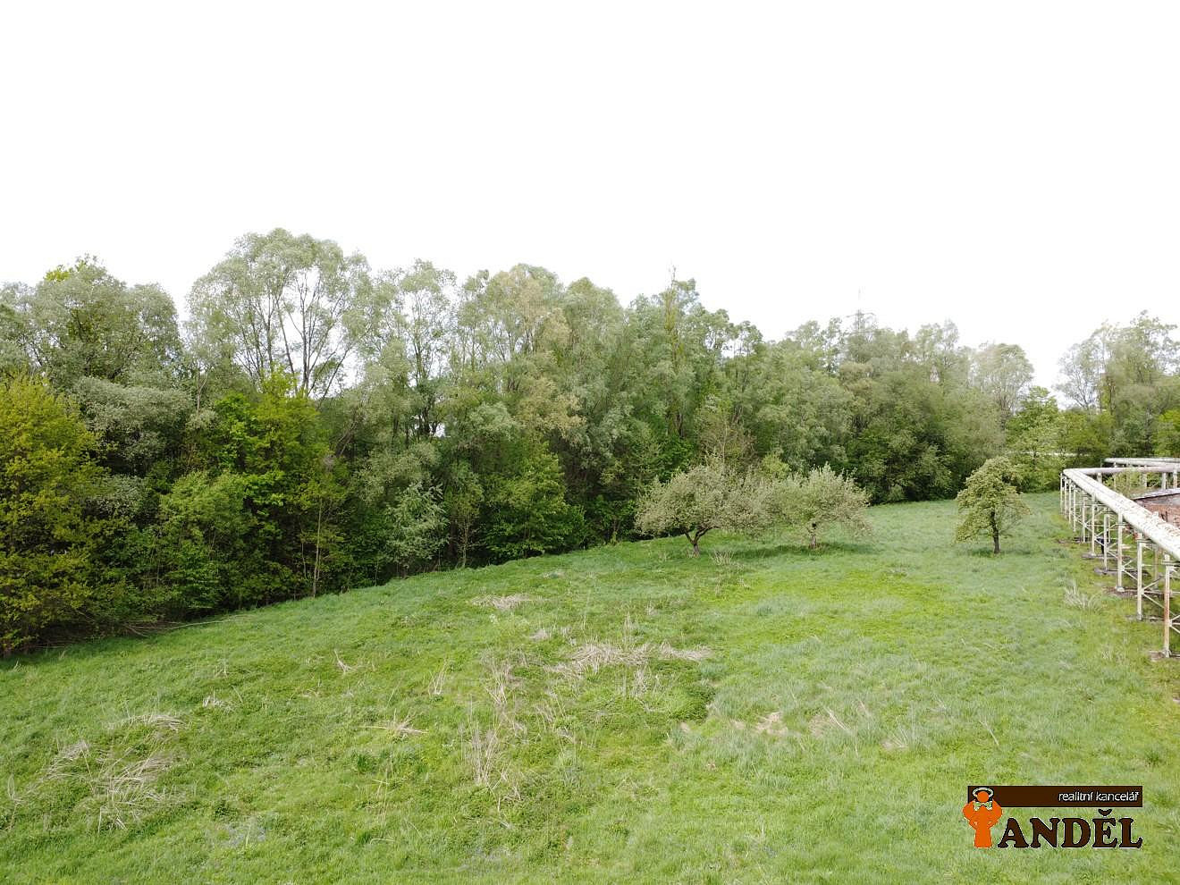 Prodej komerčního pozemku 5 065 m²
