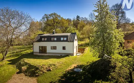 Prodej domu 107 m² s pozemkem 1 730 m², Žernovice - Dubovice, okres Prachatice