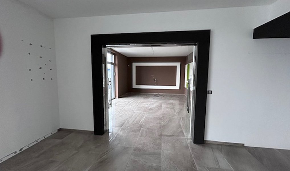 Pronájem obchodních prostor 360 m², Cheb – náhled fotky 11