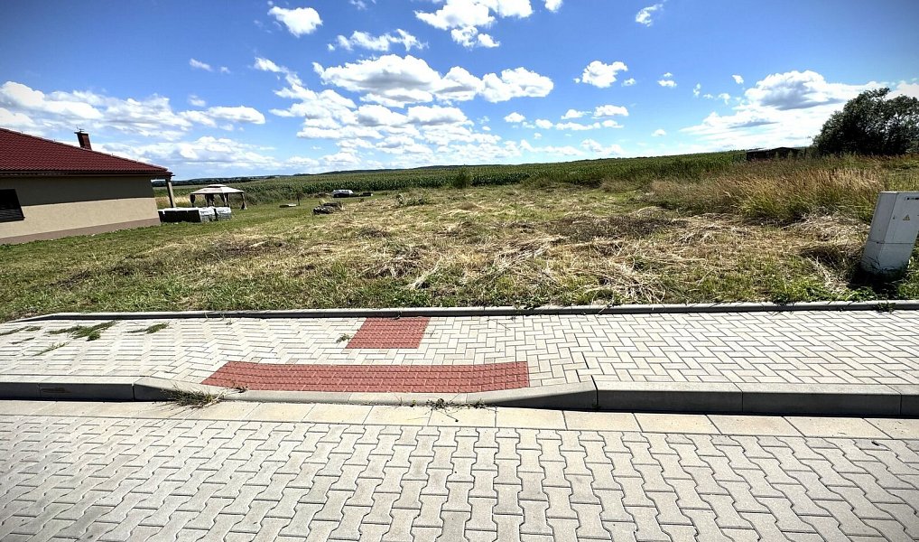 Prodej stavebního pozemku 838 m², Mohelnice – náhled fotky 2