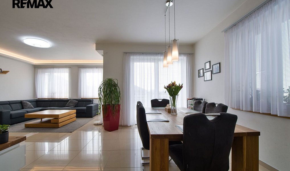 Prodej domu 177 m² s pozemkem 1 201 m², Kostelní Hlavno – náhled fotky 7