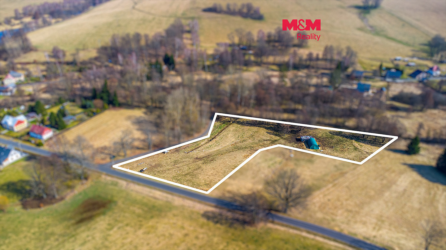 Prodej stavebního pozemku 9 084 m²