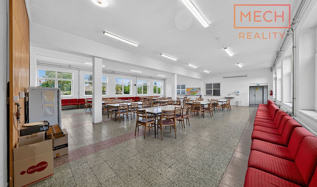 Prodej komerčního objektu (jiného typu) 1 030 m², Bzenec – náhled fotky 5