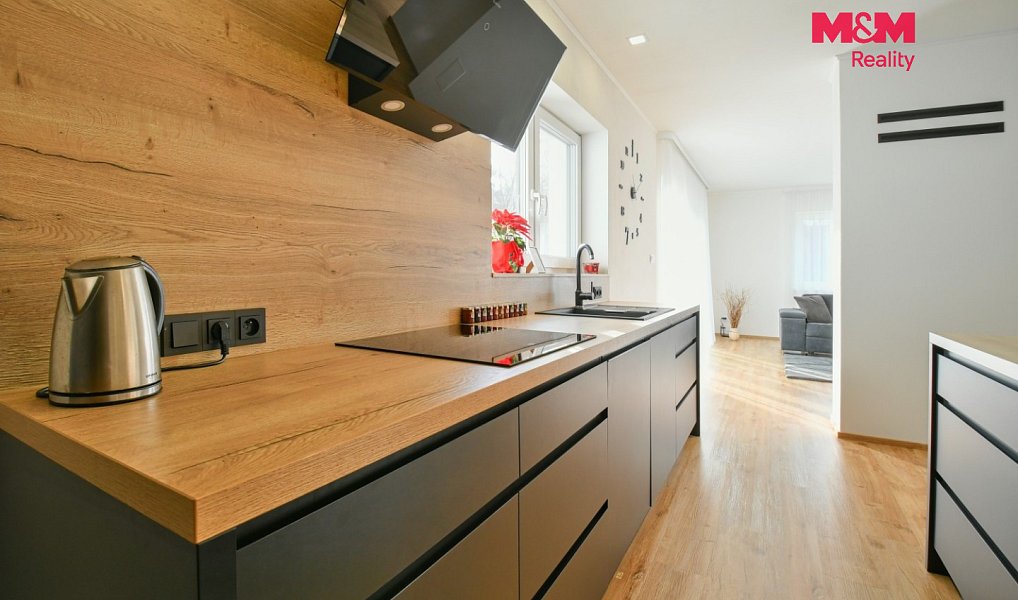 Prodej domu 114 m² s pozemkem 1 967 m², Valy – náhled fotky 17