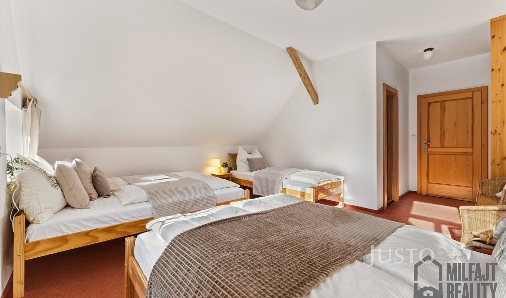 Prodej ubytovacího objektu 430 m², Josefův Důl – náhled fotky 17
