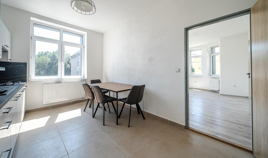 Prodej domu 263 m² s pozemkem 536 m², Ostrava – náhled fotky 25