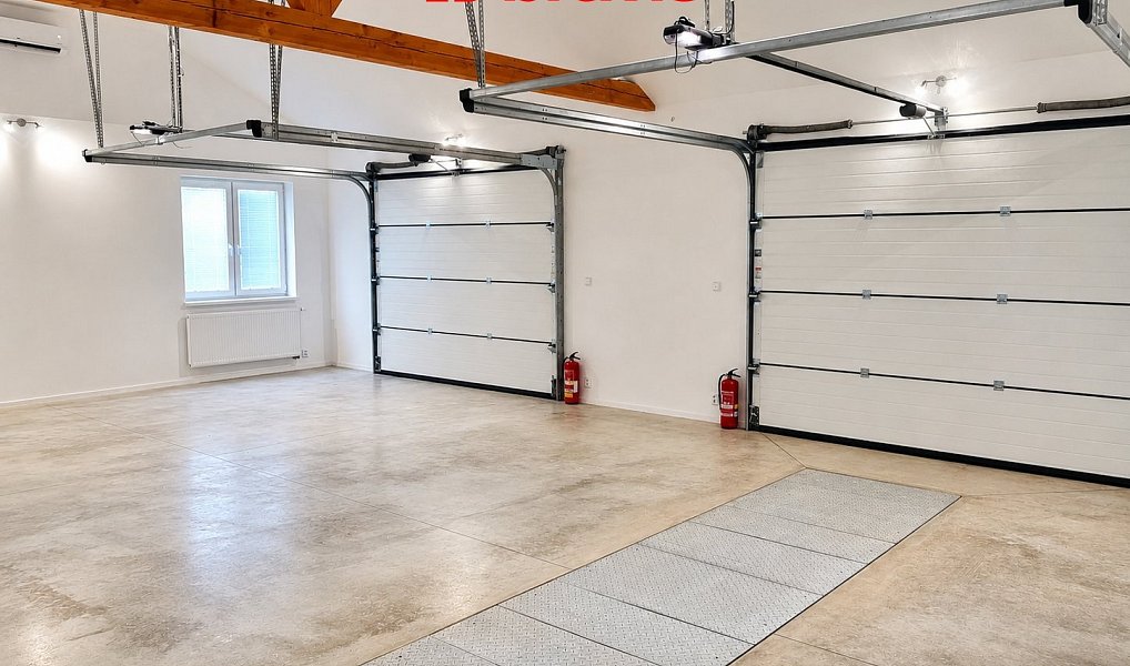 Prodej domu 304 m² s pozemkem 2 869 m², Vítonice – náhled fotky 21