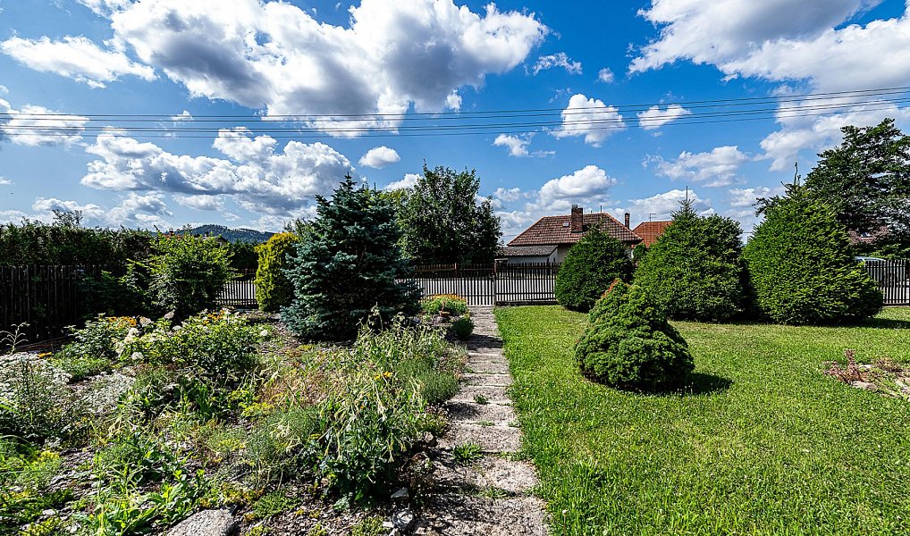 Prodej domu 130 m² s pozemkem 1 038 m², Svojkovice – náhled fotky 19