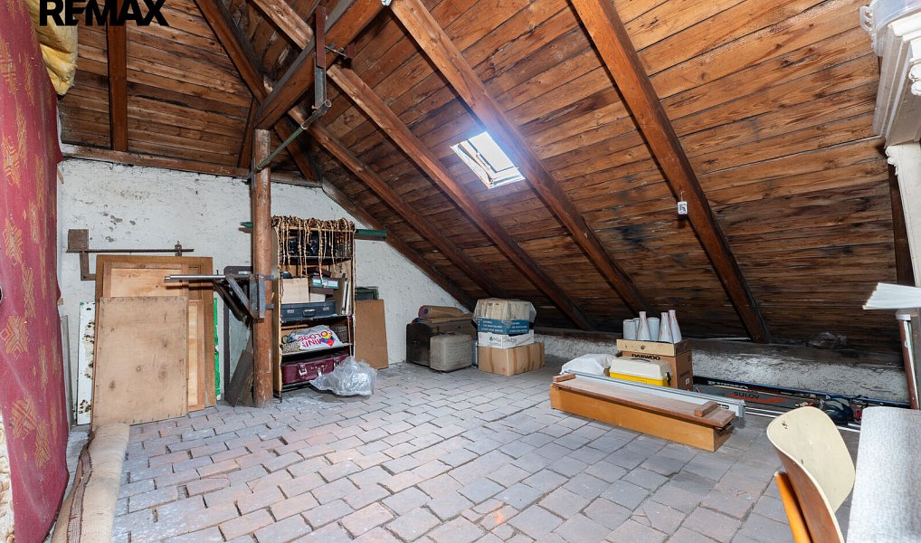 Prodej domu 207 m² s pozemkem 354 m², Spořice – náhled fotky 23