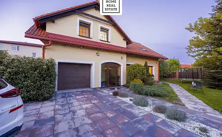 Prodej domu 206 m² s pozemkem 809 m², Dražická, Praha 9 - Újezd nad Lesy
