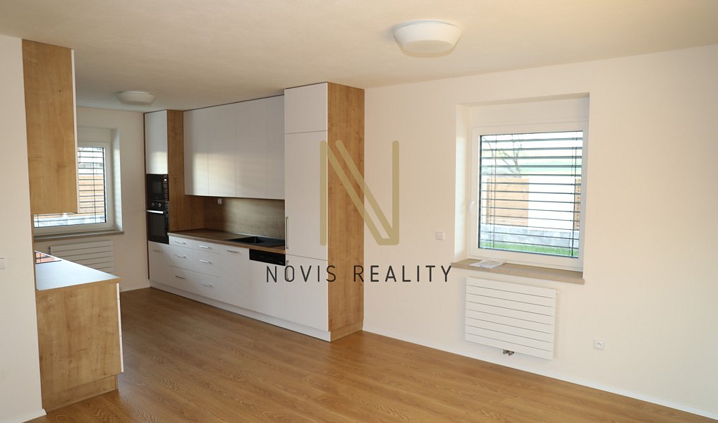 Prodej domu 233 m² s pozemkem 734 m², Klatovy – náhled fotky 7