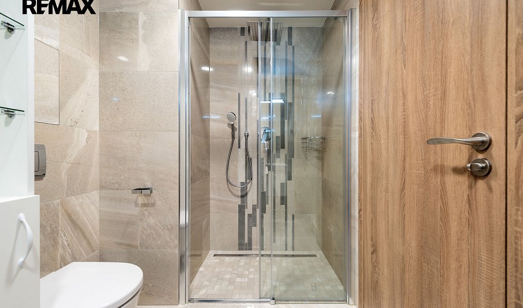 Pronájem bytu 1+kk 33 m², Praha – náhled fotky 15