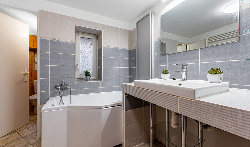 Prodej domu 90 m² s pozemkem 113 m², Manětín – náhled fotky 2