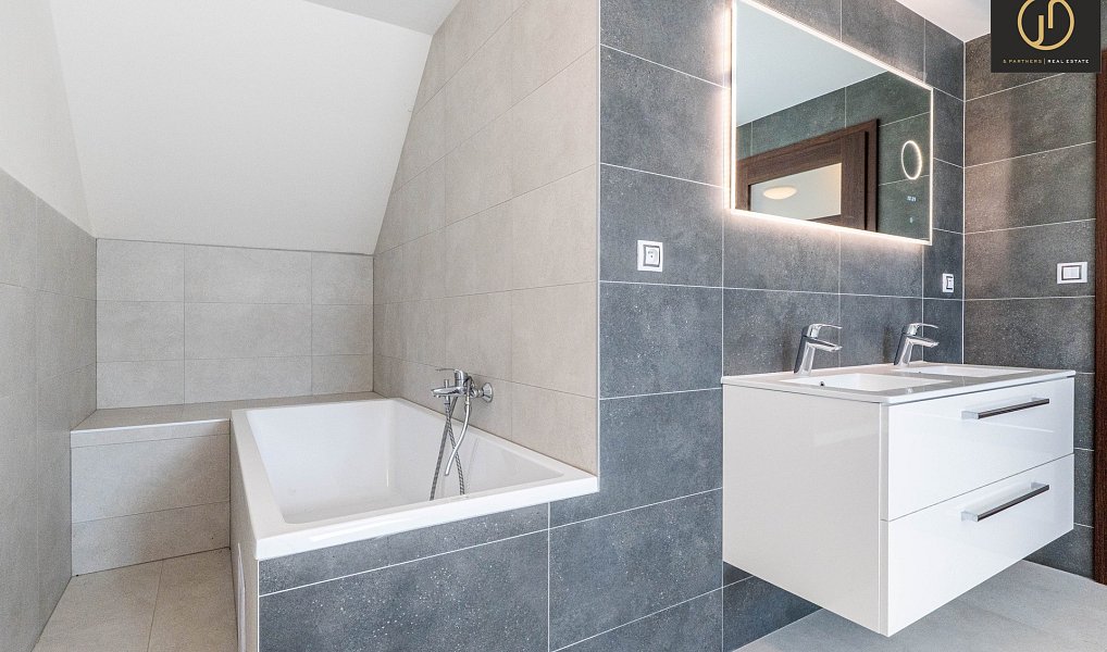 Prodej domu 209 m² s pozemkem 630 m², Kladno – náhled fotky 21