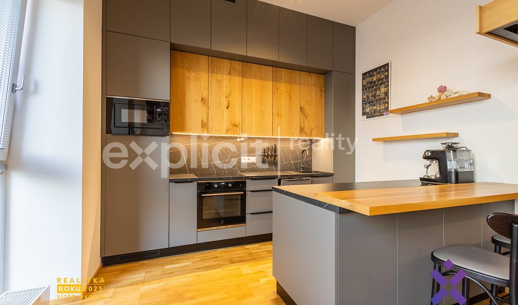 Pronájem bytu 1+kk, 28 m², Zlín