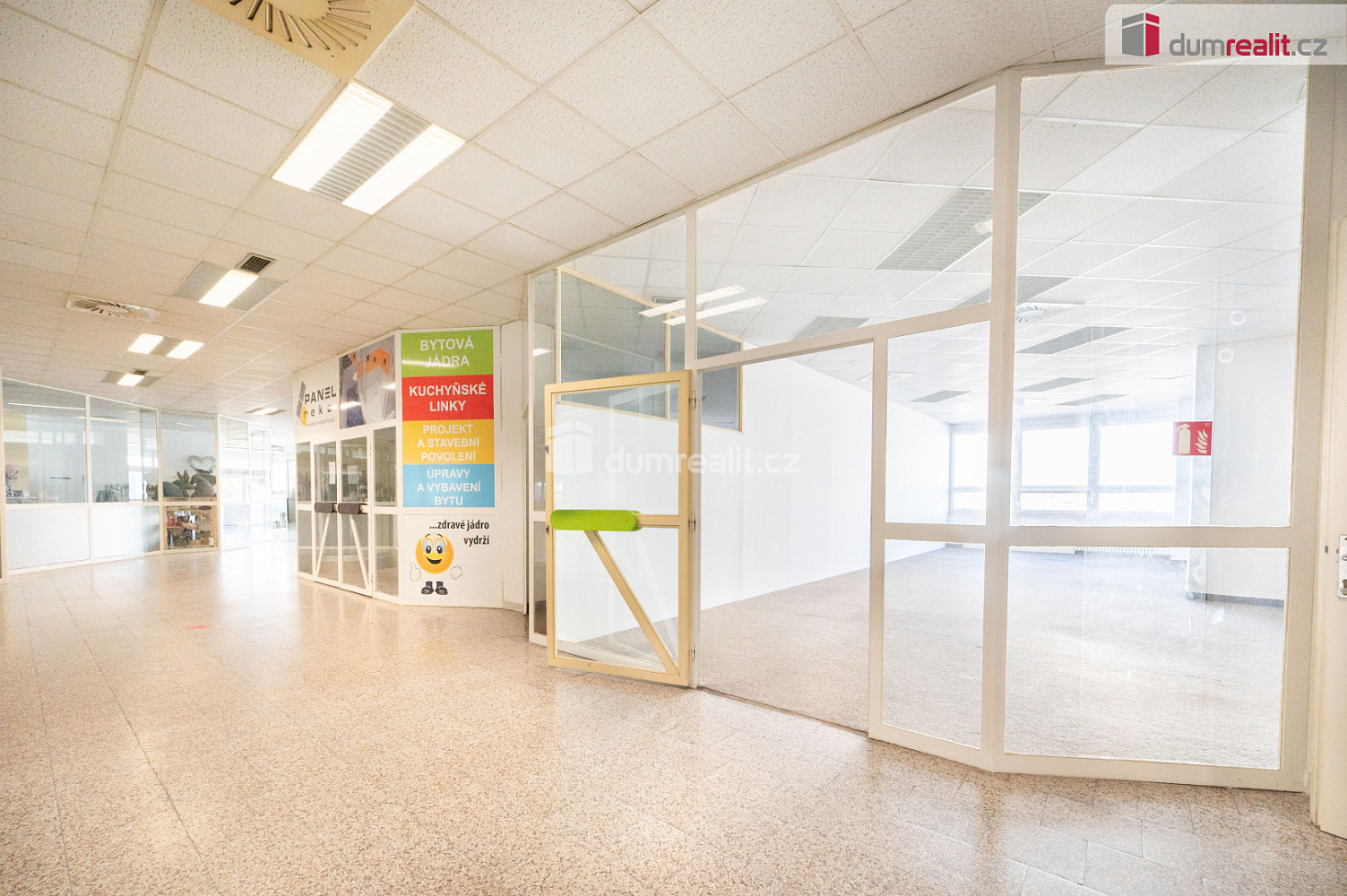 Pronájem obchodních prostor 62 m² – fotografie 5