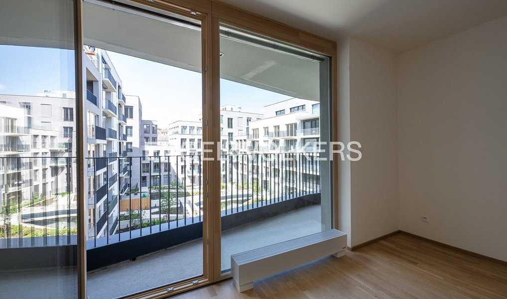 Pronájem bytu 3+kk 87 m², Praha – náhled fotky 3