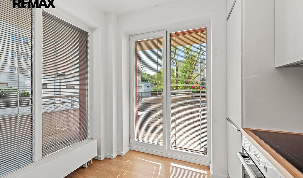 Prodej bytu 2+kk 49 m², Praha – náhled fotky 12