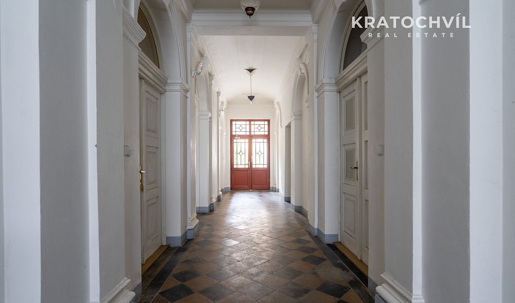 Pronájem bytu 3+kk 101 m², Praha – náhled fotky 22