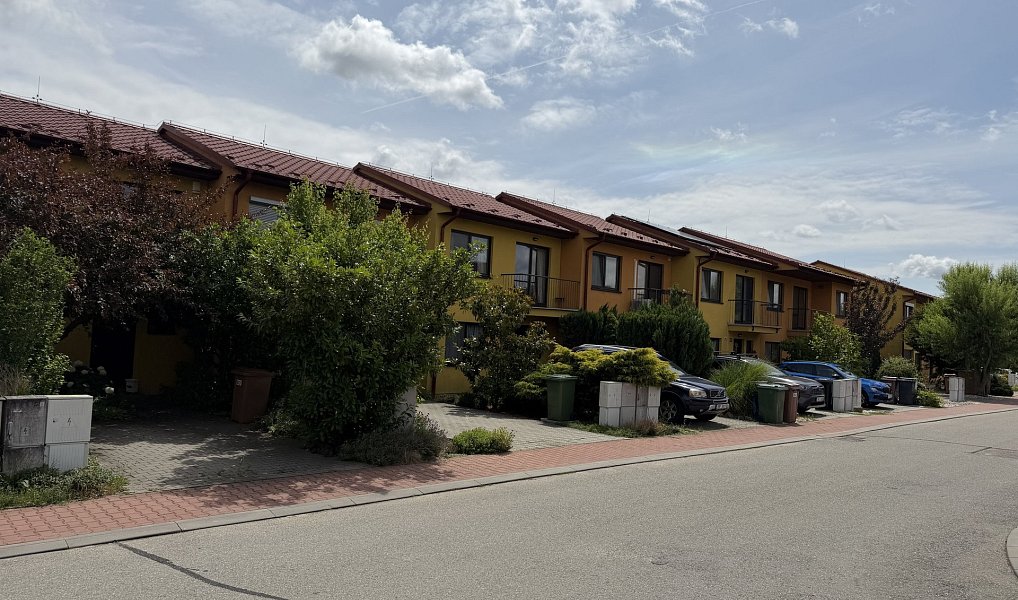 Prodej domu 99 m² s pozemkem 150 m², Ivančice – náhled fotky 22
