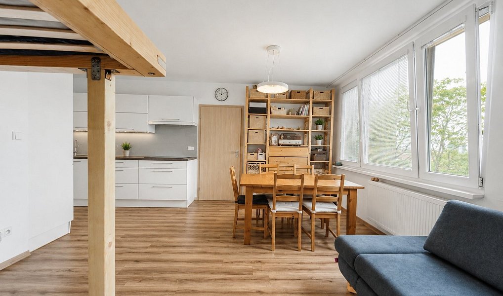 Prodej bytu 3+kk 68 m², Praha – náhled fotky 2