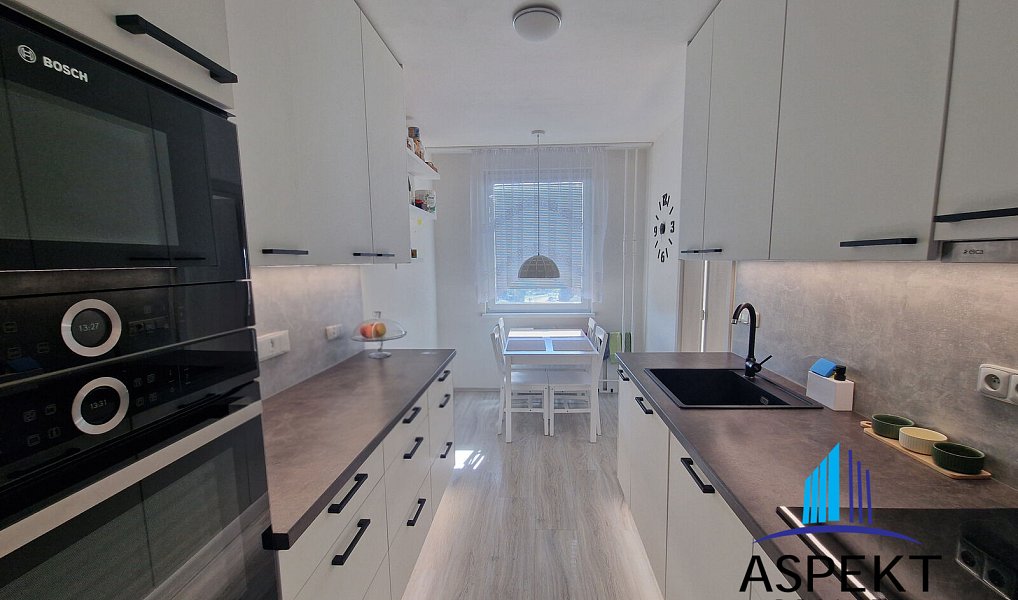 Prodej bytu 4+1 84 m², Praha – náhled fotky 8