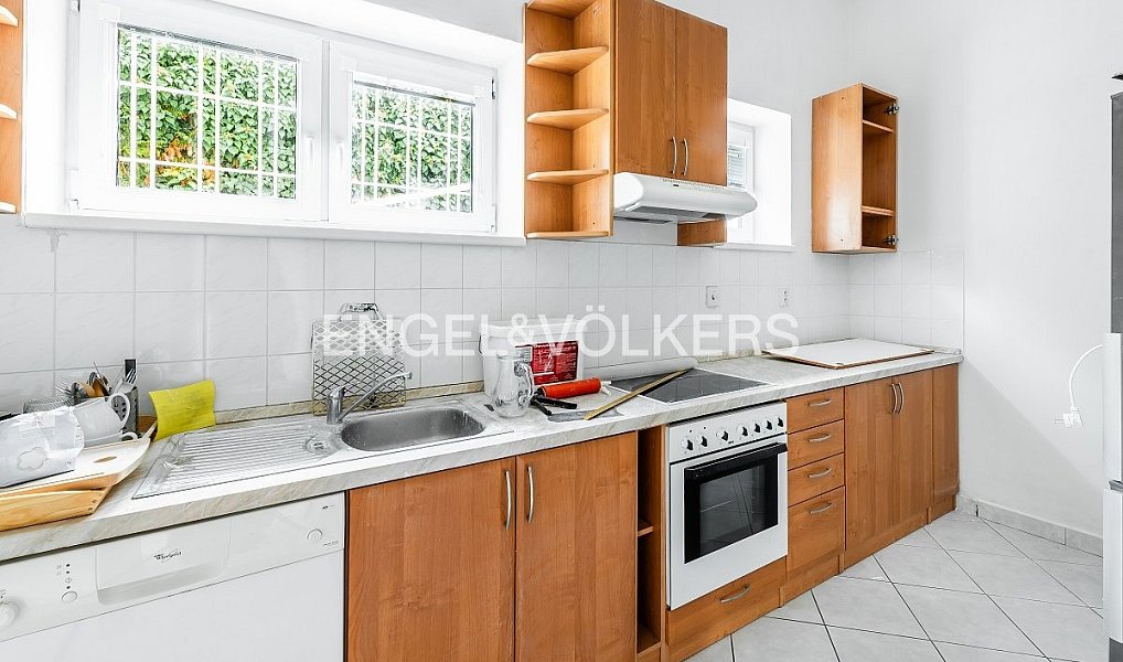 Pronájem domu 801 m² s pozemkem 1 299 m², Praha – náhled fotky 4