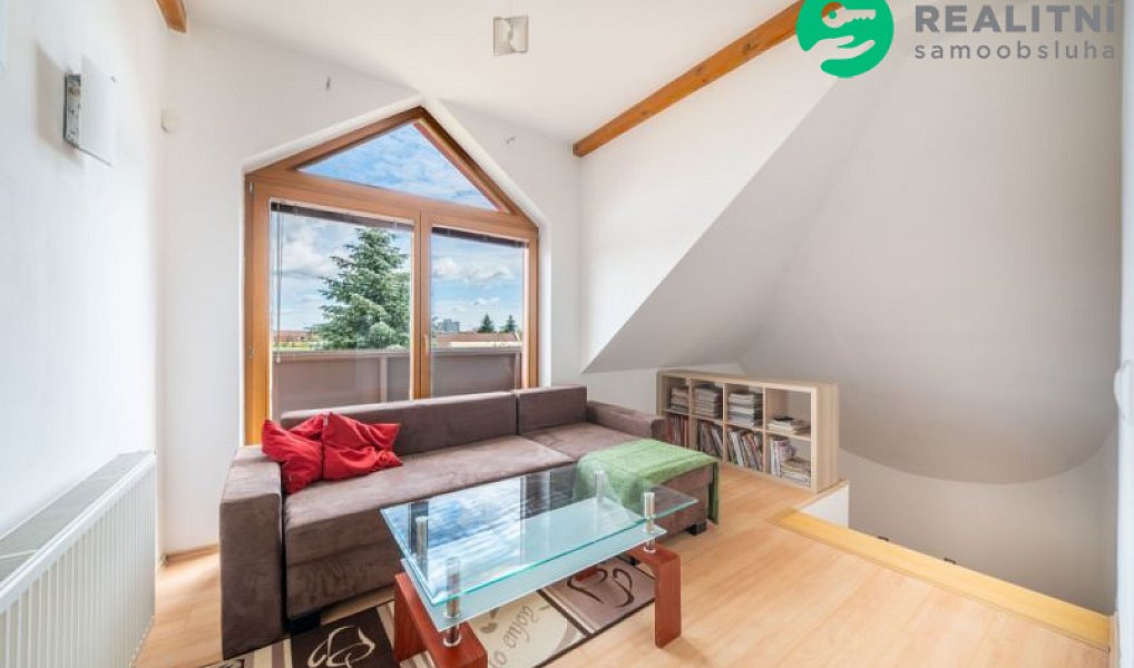 Prodej domu 257 m² s pozemkem 1 726 m², Tasovice – náhled fotky 17