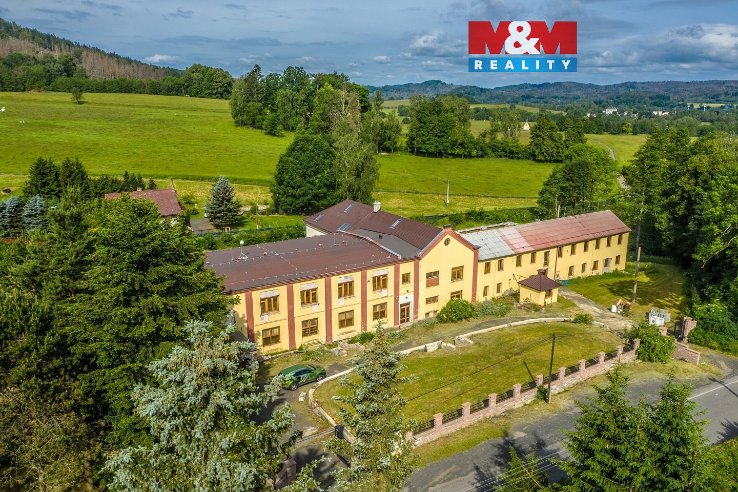 Prodej komerčního pozemku 11 342 m²