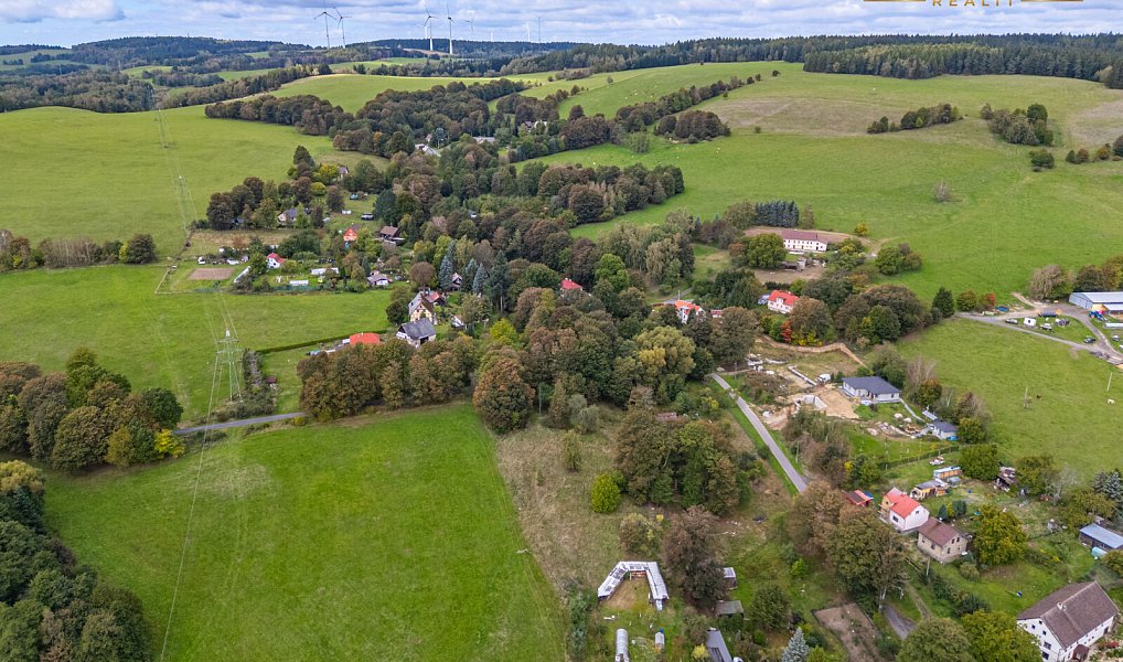 Prodej stavebního pozemku 3 300 m², Dolní Nivy – náhled fotky 10
