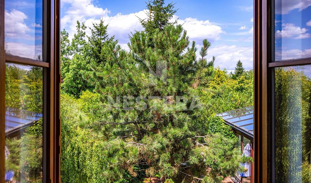 Prodej domu 444 m² s pozemkem 2 325 m², Vestec – náhled fotky 20