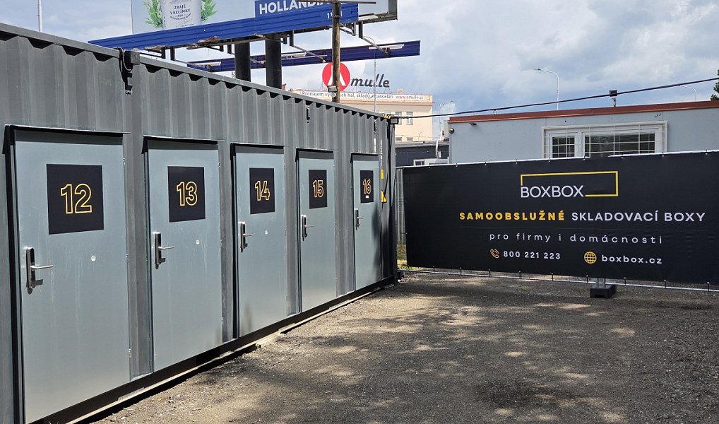 Samoobslužné skladovací boxy, ul. Hladíkova/Charbulova, Brno - Černovice, Brno – náhled fotky 6