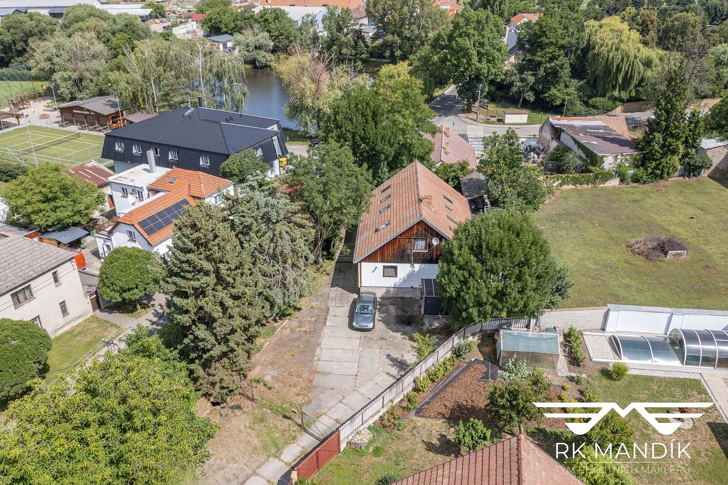 Prodej domu 212 m² s pozemkem 617 m²