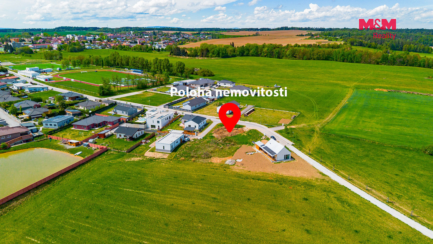 Prodej stavebního pozemku 820 m² – fotografie 2