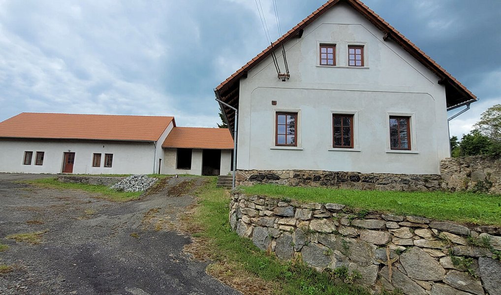 Prodej zemědělského objektu 1 005 m², Sedlec-Prčice – náhled fotky 4