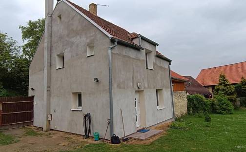 Prodej domu 1 129 m² s pozemkem 1 129 m², Peruc - Stradonice, okres Louny