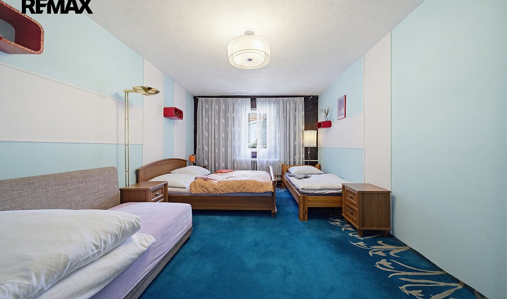 Prodej ubytovacího objektu 980 m², Potůčky – náhled fotky 24