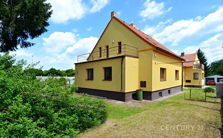 Prodej domu 215 m² s pozemkem 892 m², Jenečská, Hostivice, okres Praha-západ