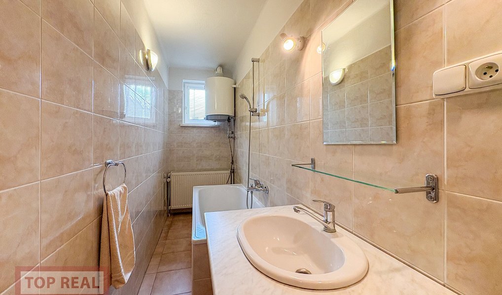 Prodej domu 316 m² s pozemkem 430 m², Kroměříž – náhled fotky 19