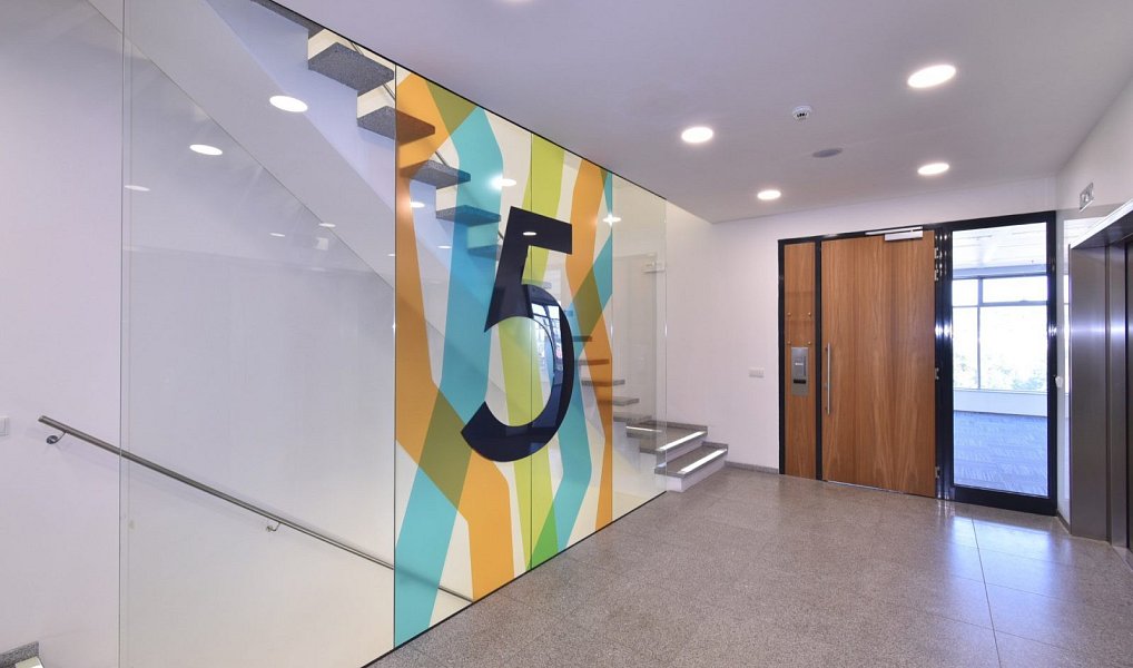 Pronájem kanceláře 360 m², Ořech – náhled fotky 7