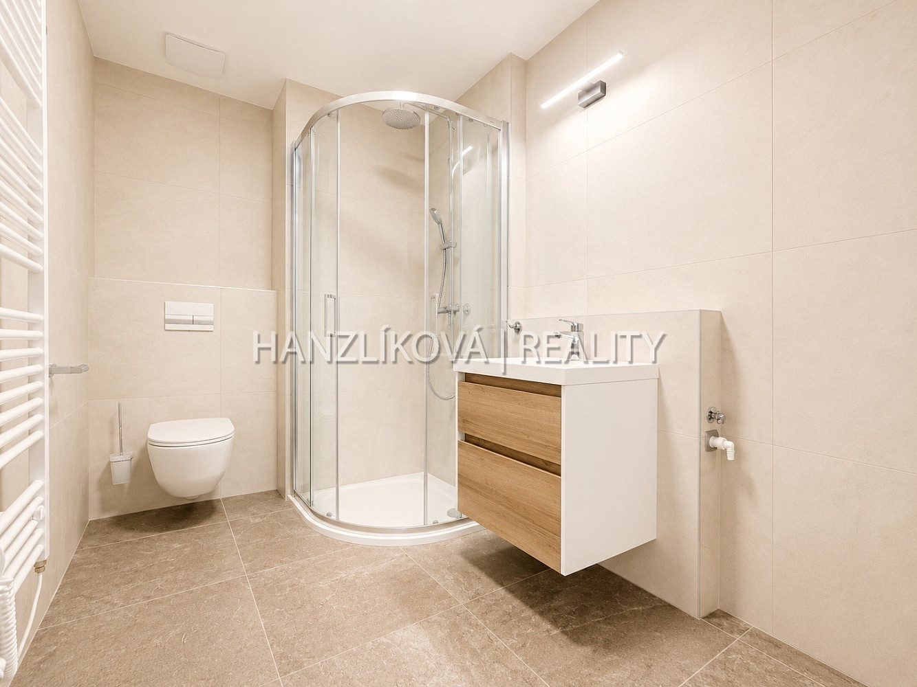 Pronájem bytu 1+kk 24 m² – fotografie 5