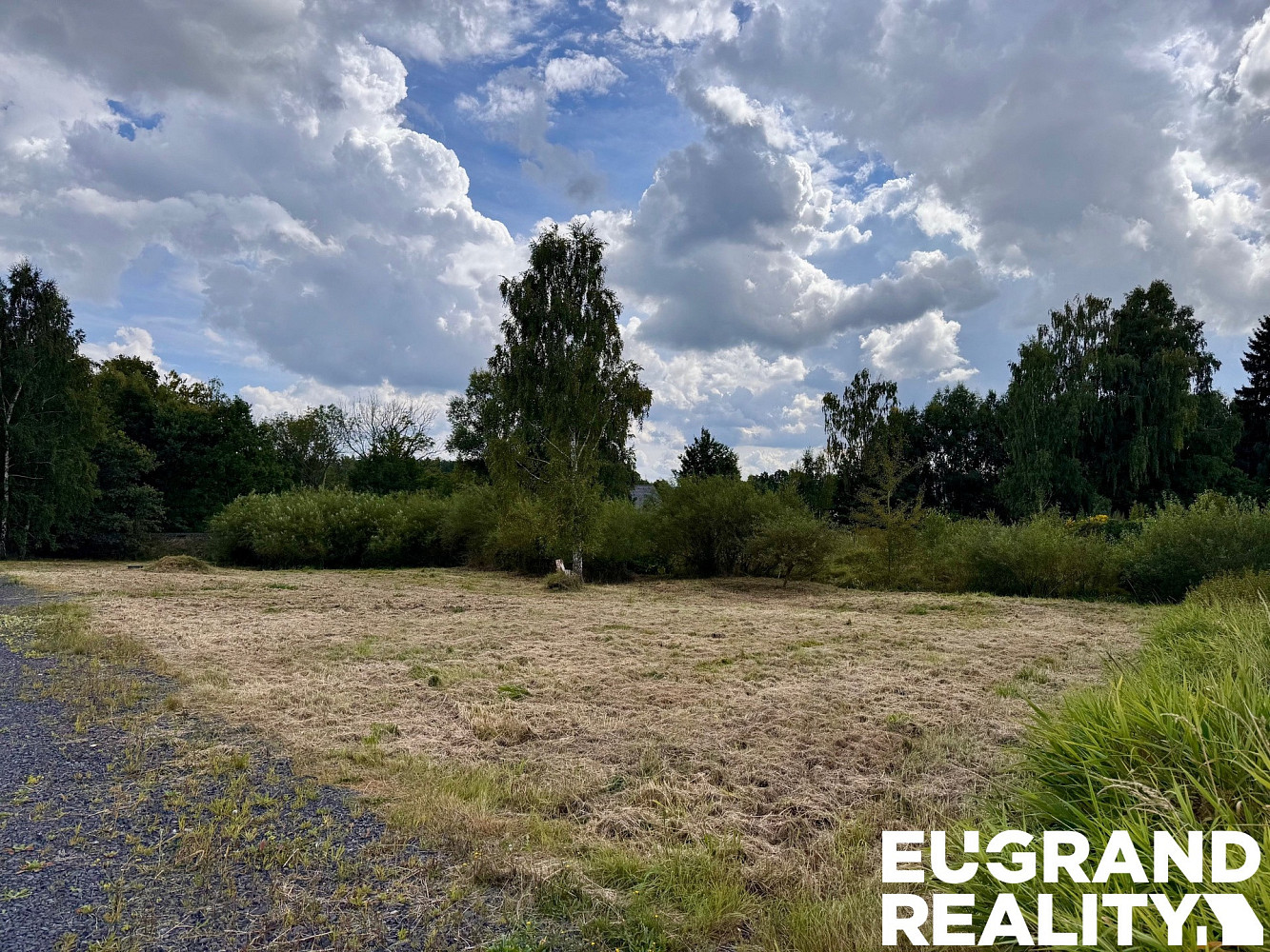 Prodej stavebního pozemku 2 068 m² – pohled 3