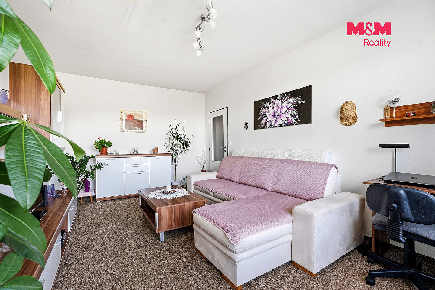 Prodej bytu 2+1 63 m² – fotografie 2