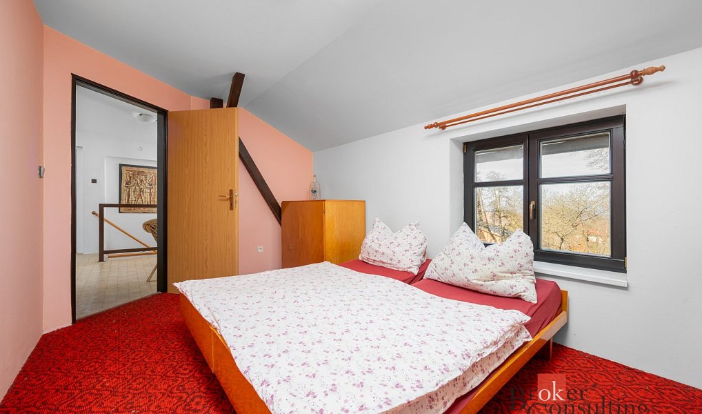 Prodej domu 165 m² s pozemkem 1 016 m², Boseň – náhled fotky 15