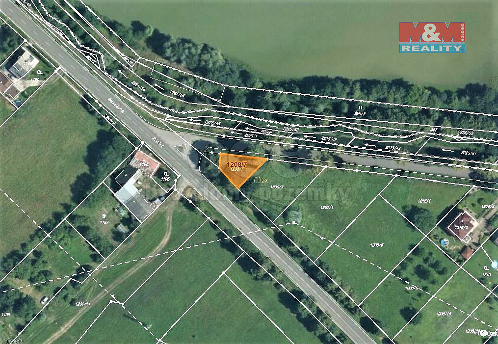 Prodej komerčního pozemku 263 m²