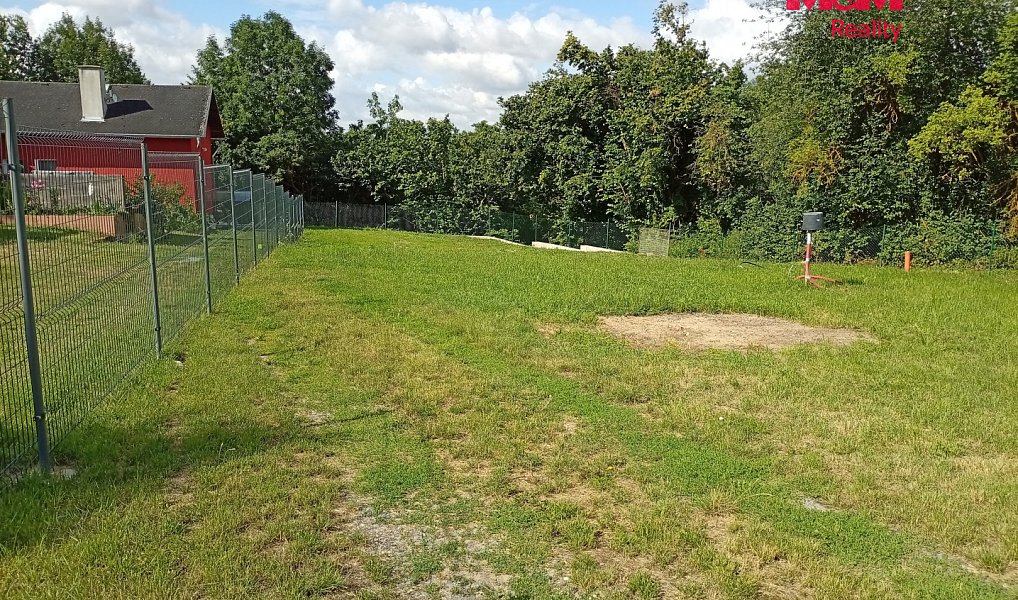 Prodej stavebního pozemku 757 m², Boreč – náhled fotky 3